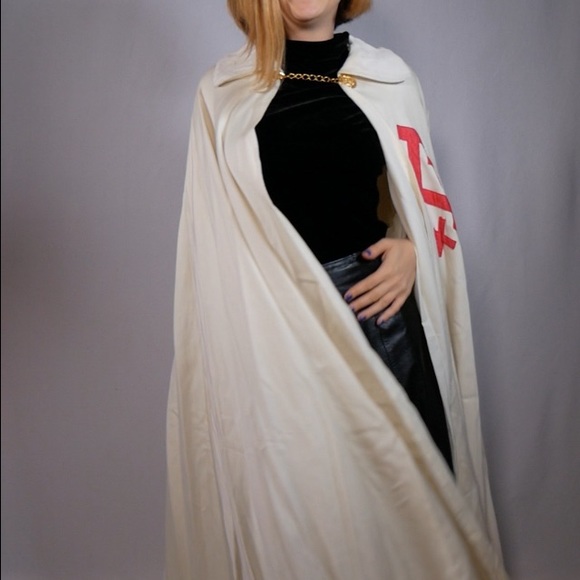 Jerusalem Cross Cloak - Picture 7 of 12